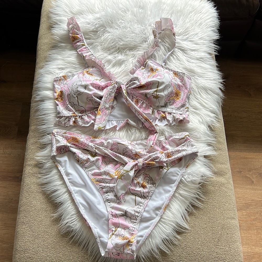 Shein floral bikini with ruffled details and tie cleavage